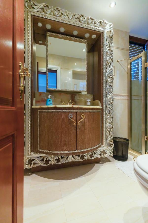 Luxury With Amazing Views דירה