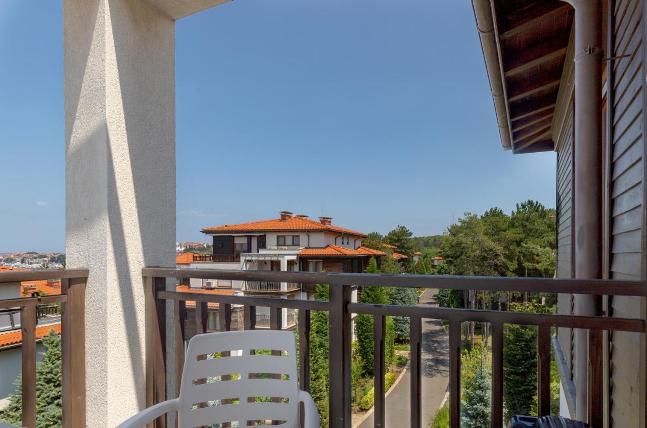Luxury With Amazing Views דירה *